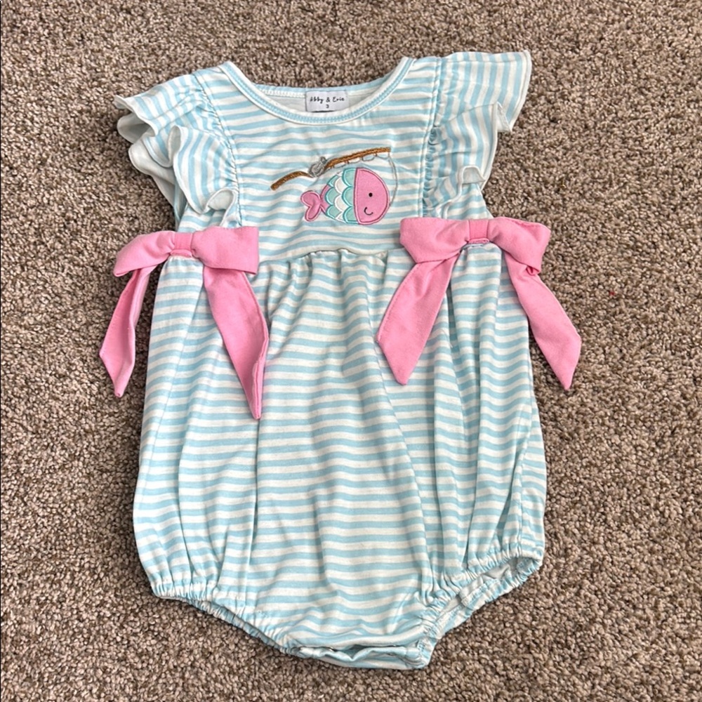 Striped Bubble with Pink Bows